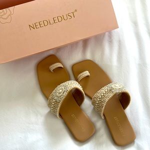 Needledust Kolhapuri - Darah (Brand New) only wore them to try out the size
